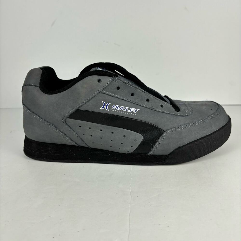 Vintage Hurley "The Source" Grey Black Skate Sneakers mens 8.5 Shoes SMLSSO-GRY